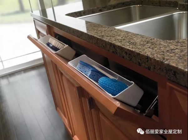 佰丽爱家全屋定制：绝佳橱柜收纳设计 厨房扩容好打理