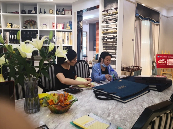 摩力克广东湛江专卖店陈总:精心经营口碑 让客户看到产品优势