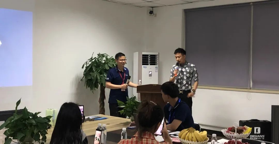 蒂尔汉斯夏季新品发布会圆满成功