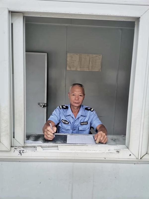 美尼美定制家具列浩潮：守好第一道门，是我的职责