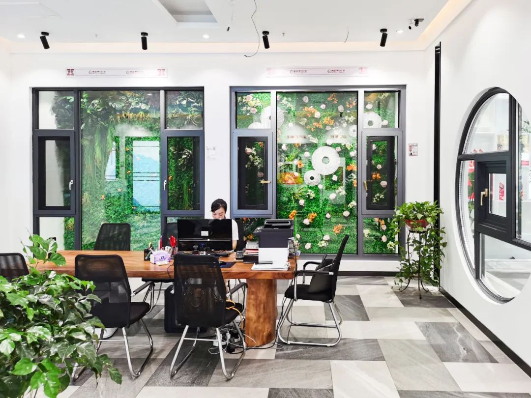 亮阁门窗380m²瑞昌旗舰店升级完成! 亮阁门窗380m²瑞昌旗舰店升级完成!