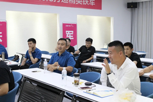 开课了！塞米商学院揭牌成立，系统化打造精英铁军