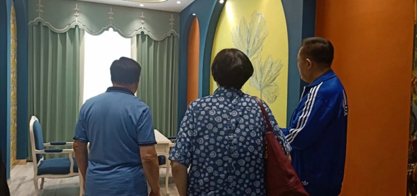 七特丽感谢燕守平和马小曼两位大师对品牌产品的信任
