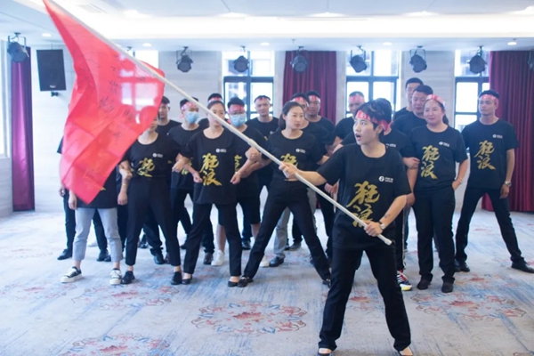 萨洛凯门窗直播抢工厂活动正式启动