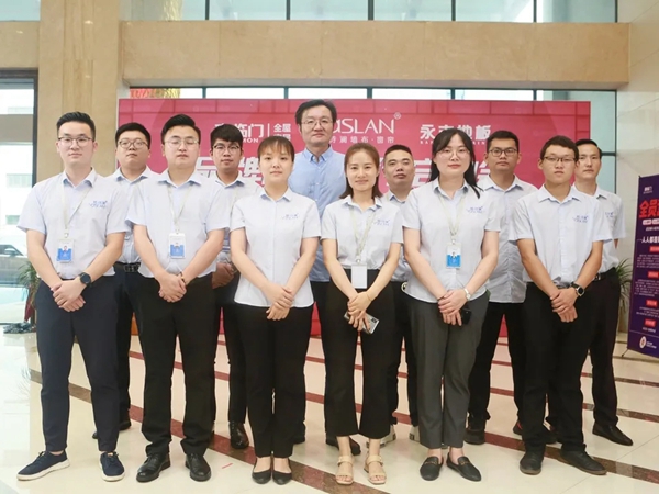 雅诗澜墙布窗帘大牌联盟端午钜惠直播活动圆满收官