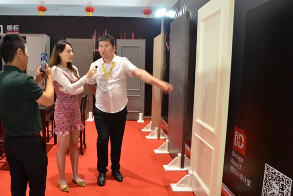 金丰木门七都镇家居建材工厂直购会火热进行中