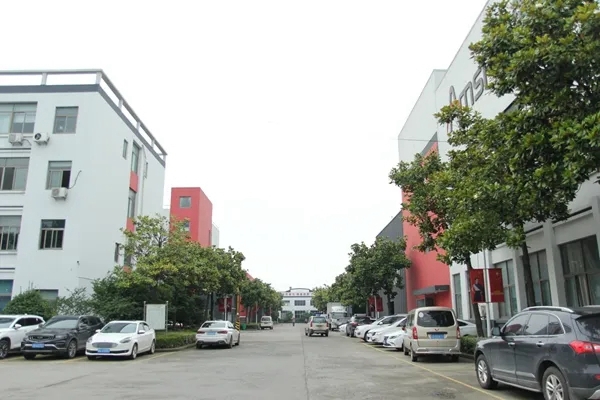 爱漫时CEO王鑫海：凭一双慧眼 在转型关键时刻搅动行业风云