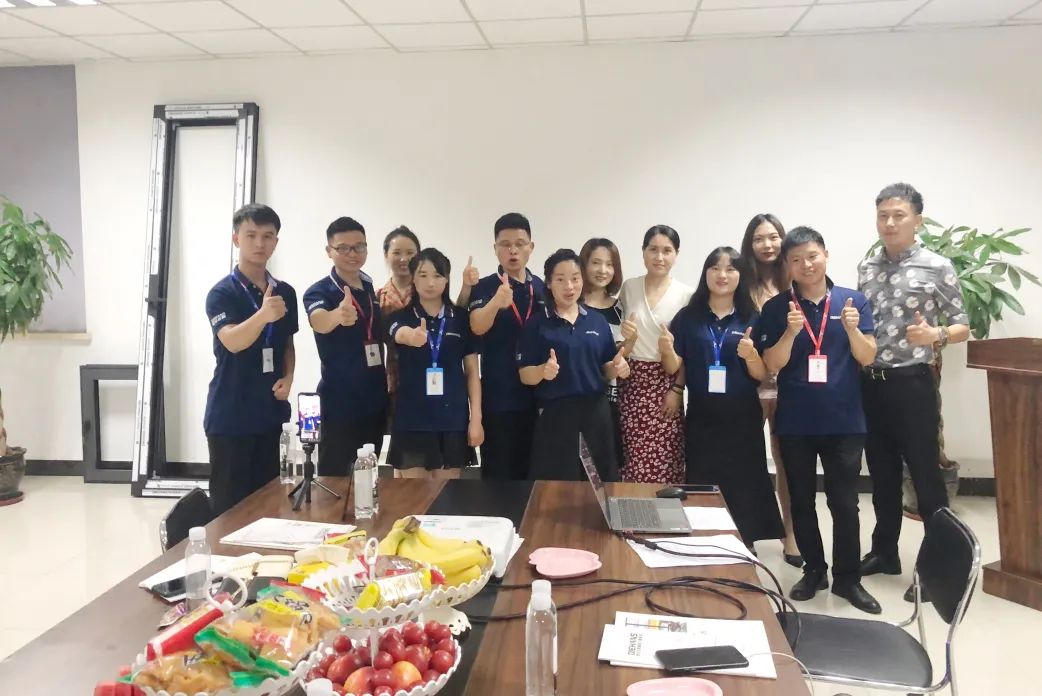 蒂尔汉斯夏季新品发布会圆满成功