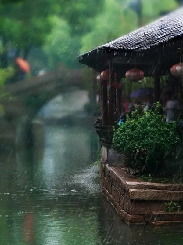 壁尚艺术墙布：雨天家里墙布如何防潮除湿？