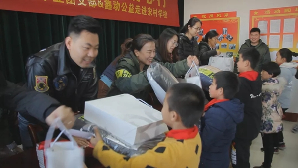 鑫鑫木业：衣心衣意 鑫火相传