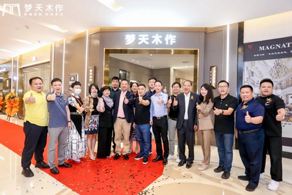 梦天木门首家木作旗舰店西子湖畔盛装绽放
