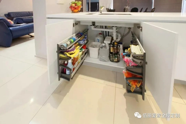 佰丽爱家全屋定制：绝佳橱柜收纳设计 厨房扩容好打理