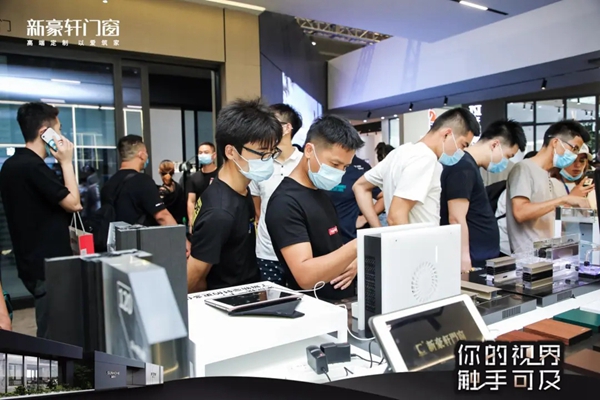 新豪轩门窗引爆广州建博会 速来围观！