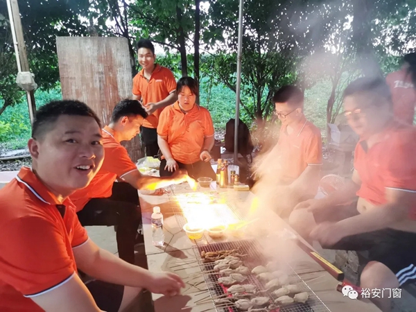 裕安门窗2020营销中心团建内训圆满结束
