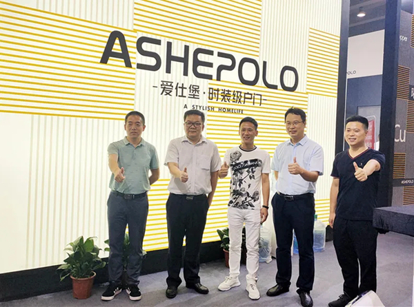 爱仕堡时装级户门圆满参展2020中国建博会（广州）
