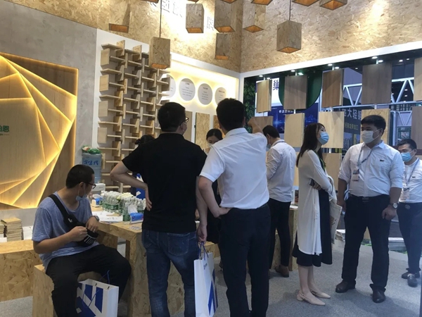 千年舟·澳思柏恩打造健康新风尚 OSB惊艳亮相郑州展会 千年舟·澳思柏恩打造健康新风尚 OSB惊艳亮相郑州展会