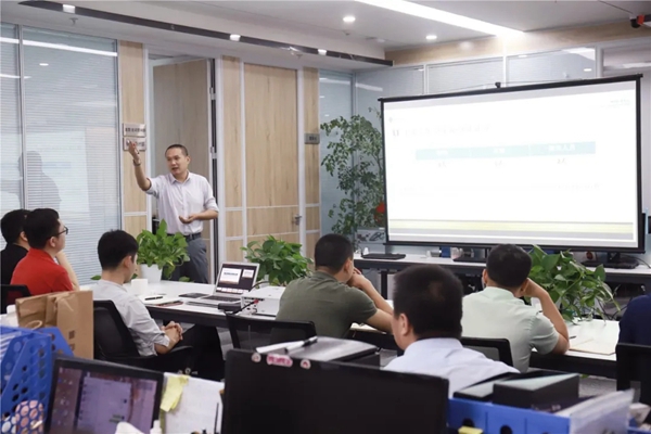 奢匠全屋定制年中总结会议暨表彰大会圆满举办