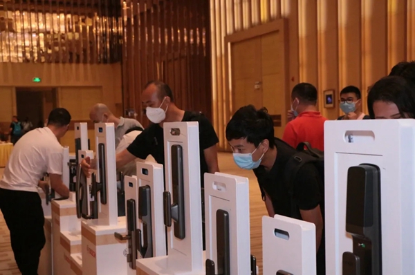 博世智能锁2020新品发布会：三位新成员高调C位出道