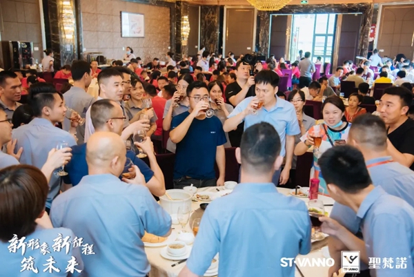 圣梵诺门窗全新智能展厅落成庆典圆满落幕