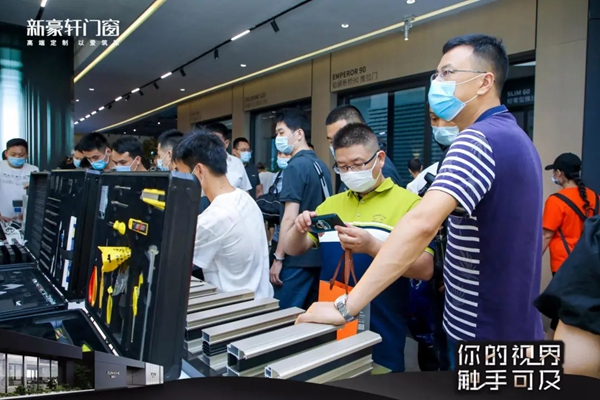 新豪轩门窗引爆广州建博会 速来围观！
