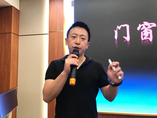 威必驰五金佛山营销中心迎来四川蓉窗汇俱乐部团队参观交流