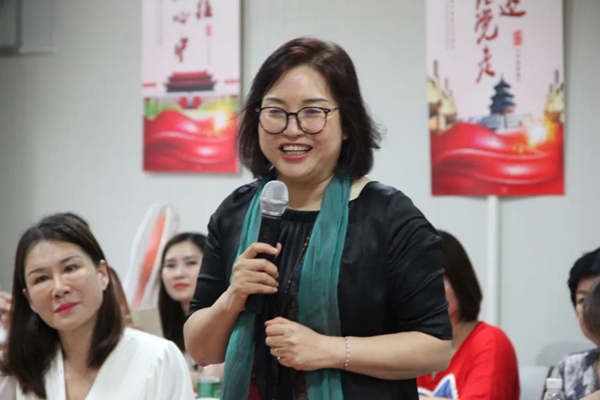 迪峰机械“ 庆七一座谈会”党建主题活动成功举办