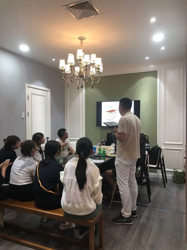 益圆木门重庆店与四川巴中店学习交流会圆满结束