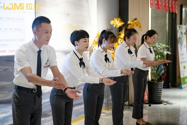 拉迷全屋定制开启品质服务月 提升服务水平