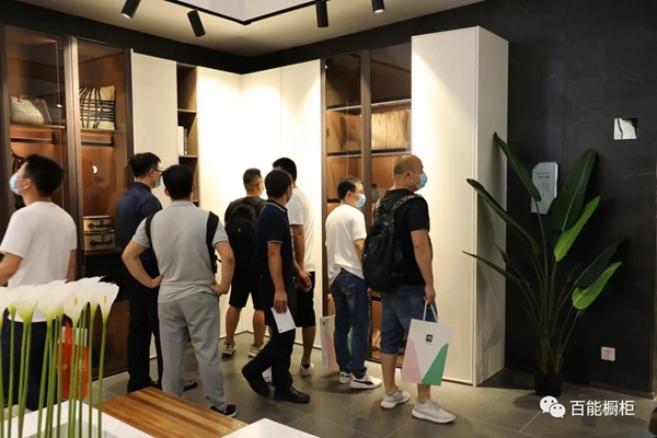 百能不锈钢家居顺势爆红 建博会一展风采