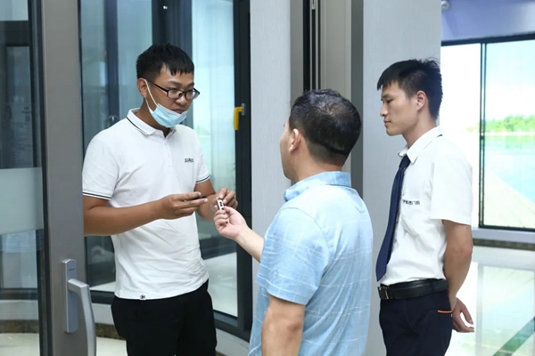 伊美德门窗新品惊艳亮相 大批客户陆续到访 伊美德门窗新品惊艳亮相 大批客户陆续到访