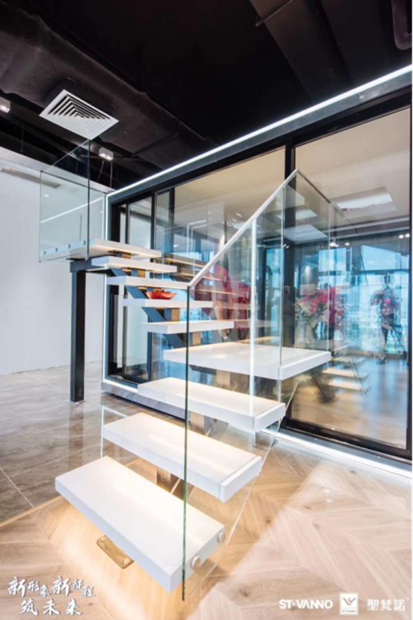 圣梵诺门窗第七代全新智能展厅启动仪式圆满结束