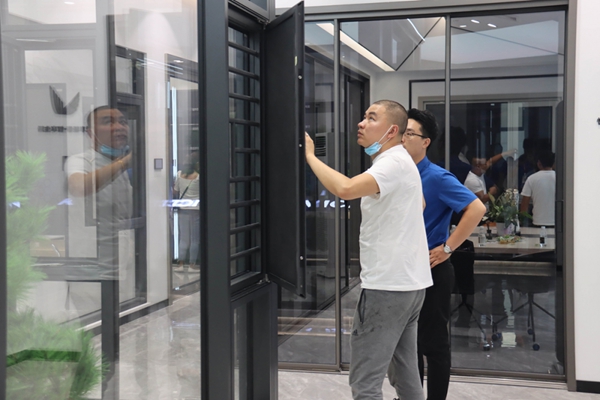 金云雀门窗品牌营销战略规划暨招商战略会议圆满结束 金云雀门窗品牌营销战略规划暨招商战略会议圆满结束
