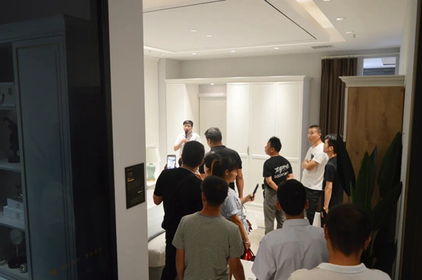 简一全屋定制千万大商俱乐部财富分享会圆满落幕