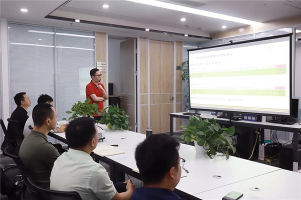 奢匠全屋定制年中总结会议暨表彰大会圆满举办