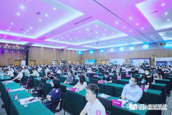尚朋堂全屋定制喜获“全屋定制服务十佳” 尚朋堂全屋定制喜获“全屋定制服务十佳”