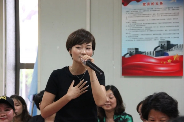 迪峰机械“ 庆七一座谈会”党建主题活动成功举办