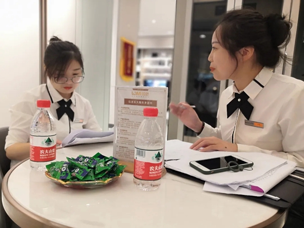 拉迷全屋定制开启品质服务月 提升服务水平