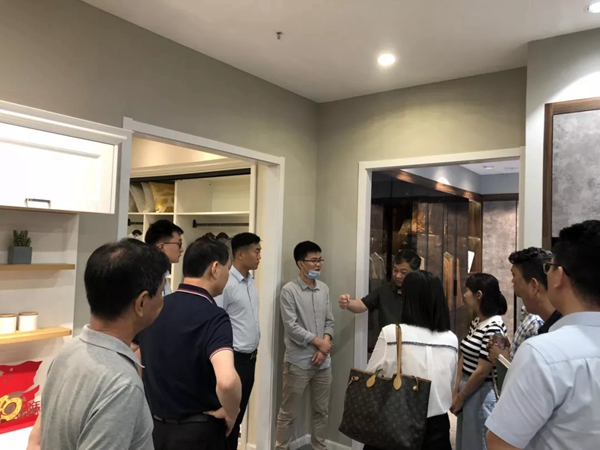 兔宝宝全屋定制上海专卖店品牌零距离巡访会圆满结束