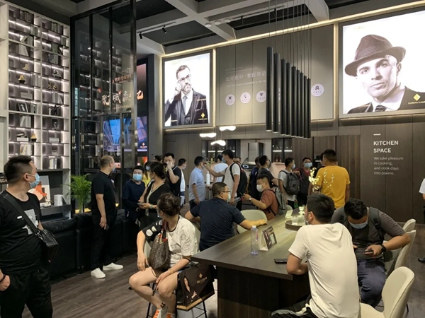 奢匠全屋定制亮相建博会 美好生活体验馆演绎定制新风尚