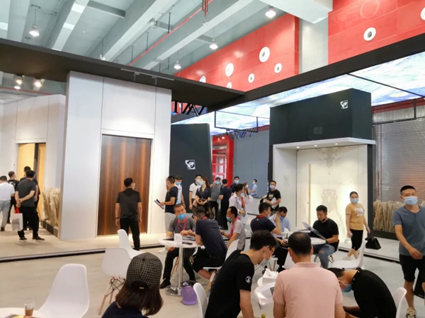 建博会｜最亮梵蒂斯现代邂逅古典 优雅出新高度