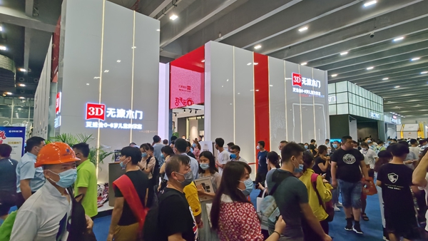 疫后首秀|3D无漆木门再成建博会人气聚集地