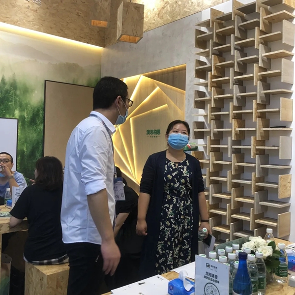 千年舟·澳思柏恩打造健康新风尚 OSB惊艳亮相郑州展会 千年舟·澳思柏恩打造健康新风尚 OSB惊艳亮相郑州展会