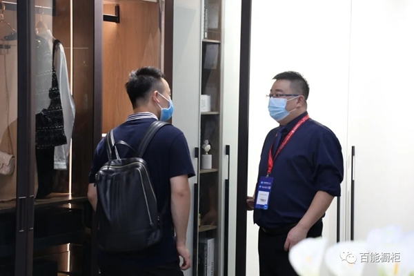 百能不锈钢家居参加建博会 智能家居新品圈粉无数 百能不锈钢家居参加建博会 智能家居新品圈粉无数