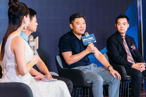 皇庭金门品牌升级战略云发布震撼举行,全新起航!