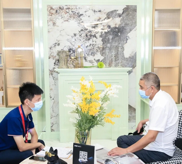 圣玛诺整木定制开展首日大放异彩 成为展会打卡圣地