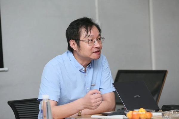 雅诗澜墙布窗帘迎接绍兴市知联会莅临参观指导 雅诗澜墙布窗帘迎接绍兴市知联会莅临参观指导