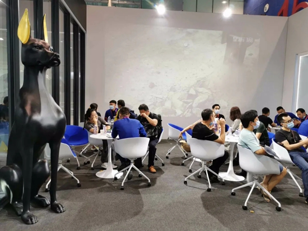 皇派门窗主题展厅“境·界”闪耀亮相2020中国建博会(广州)