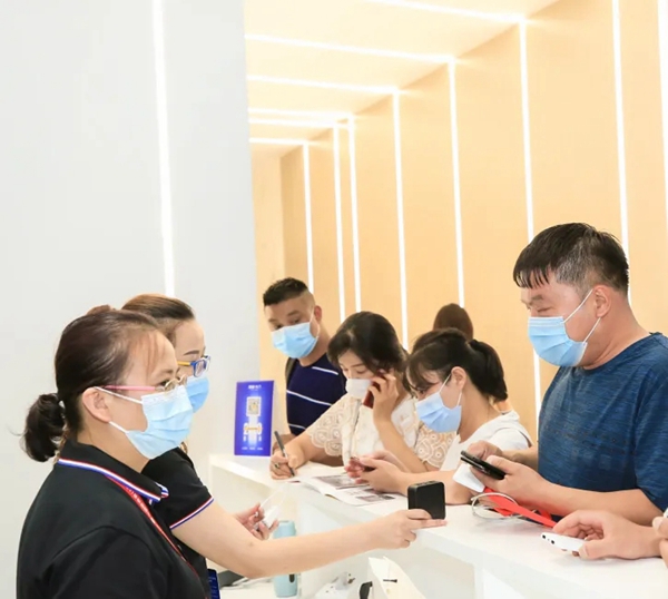 圣玛诺整木定制开展首日大放异彩 成为展会打卡圣地