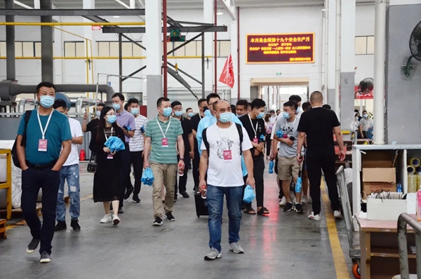 雅琪诺YOKE优客计划项目洽谈会单场签约311家 雅琪诺YOKE优客计划项目洽谈会单场签约311家