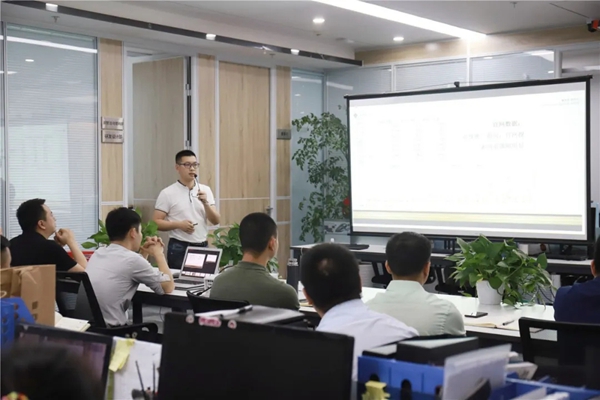 奢匠全屋定制年中总结会议暨表彰大会圆满举办